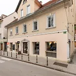 Royal Rooms*** Hostel Ljubljana